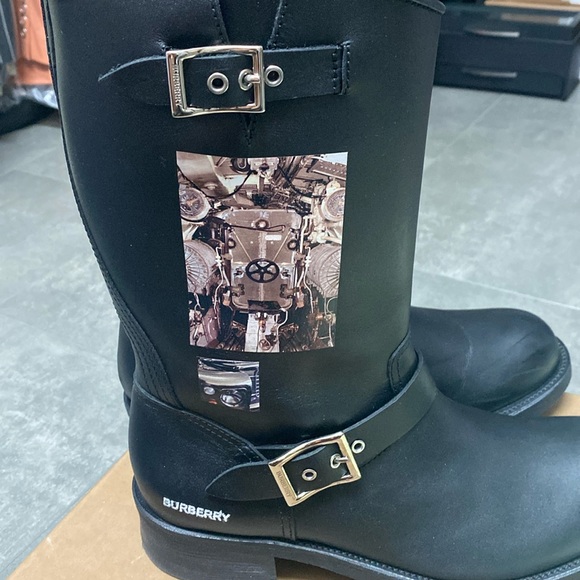Like New Burberry Graphic Leather Motto Boot with Buckles - Picture 3 of 5